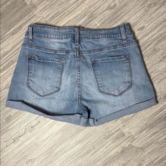KanCan Blue Jean Shorts with Cuffed Hem and Faded Look Size 11/29 - Picture 2 of 6